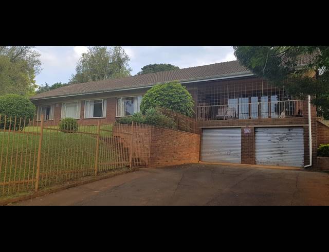 4 BEDROOM HOUSE SOLD IN PRESTBURY